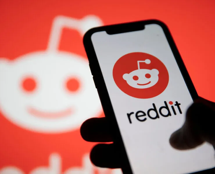 Dikabarkan Reddit berencana menjalin kemitraan dengan perusahaan AI yang tak disebutkan namanya untu