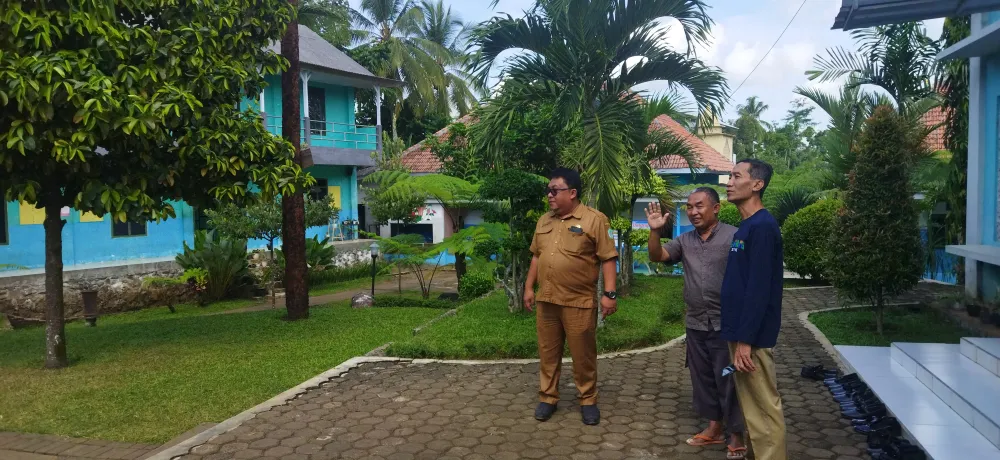 Dinas Lingkungan Hidup Dorong Pesantren di Lumajang Terapkan Konsep Eco Pesantren