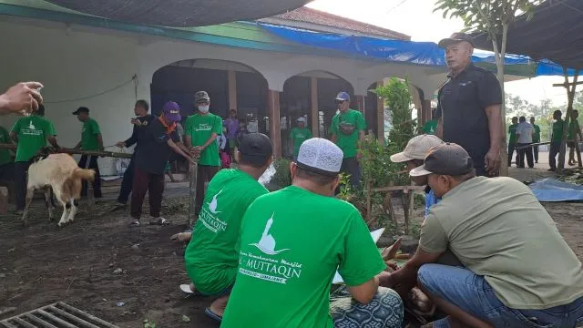 Warga Surya Asri Lumajang Kompak Berkurban 23 Ekor Kambing dan 1 Sapi