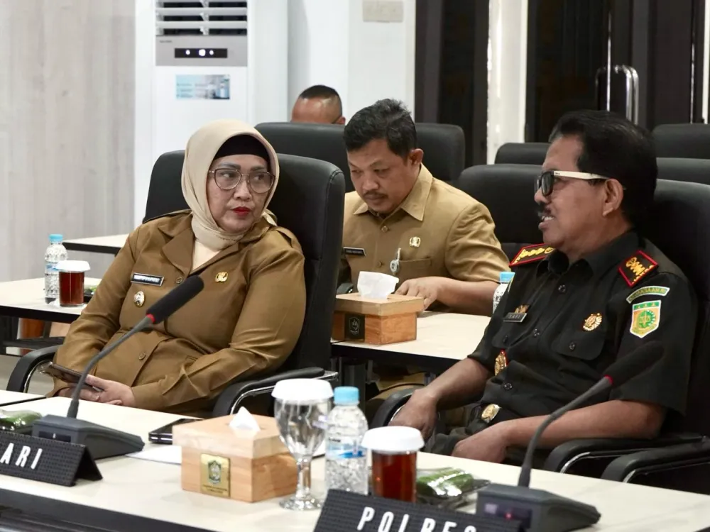 Pj. Bupati Lumajang Berharap Harga Kebutuhan Pokok Tetap Terjangkau Menjelang Ramadan