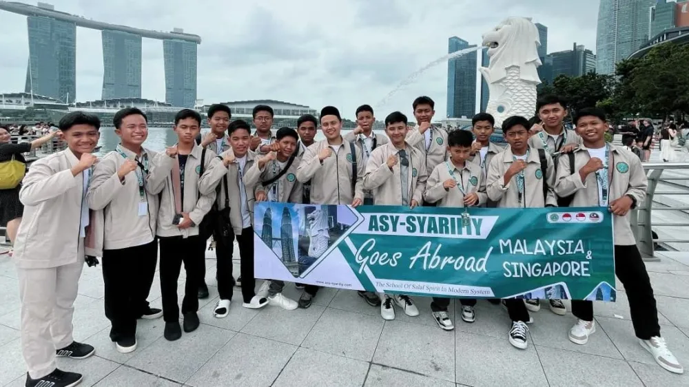 Santri Asy-Syarifiy Lumajang Siap Menembus Batas Global Lewat Program Asy-Syarifiy Goes Abroad