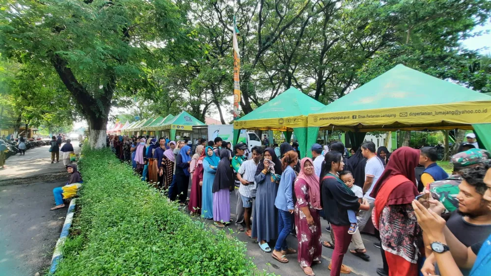 Kolaborasi Berhasil, Gerakan Pangan Murah Bantu Atasi Kenaikan Harga Beras di Lumajang