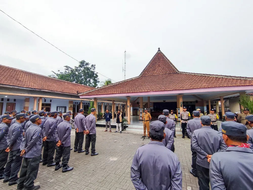 Satlinmas Desa Tukum Diminta Responsif Hadapi Dinamika Sosial Saat Pemilu