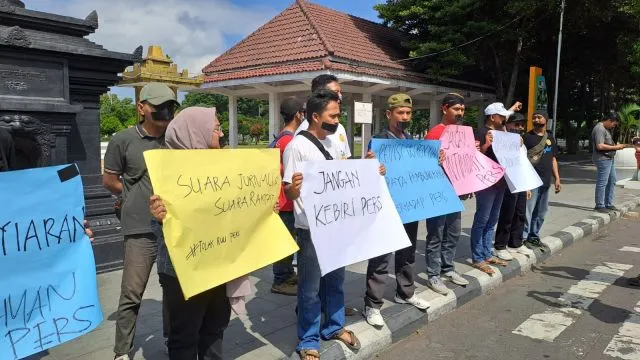 Pers Lumajang Tegas Tolak Revisi RUU Penyiaran