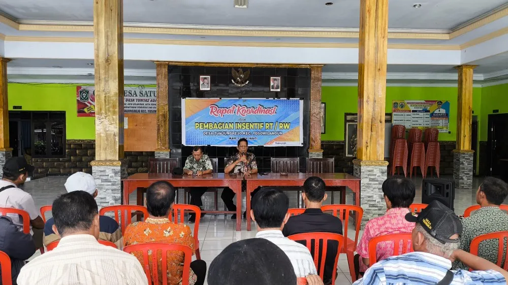 Rapat Koordinasi dan Pembagian Insentif RT/RW Desa Tunjungrejo: Apresiasi Kinerja Periode April–Juli 2025