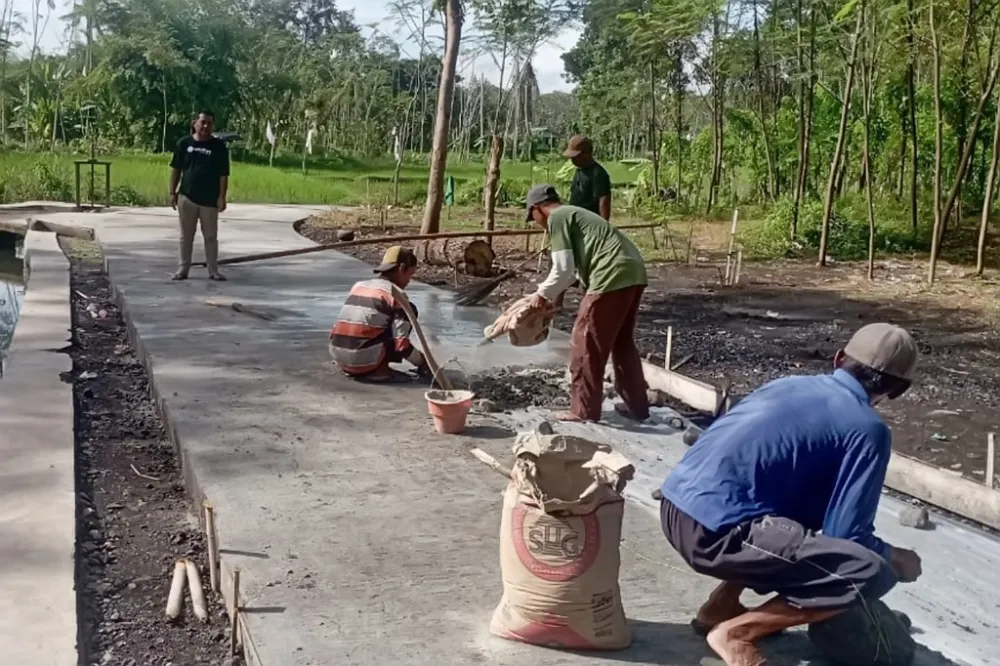 Masyarakat Antar Desa di Lumajang Diajak Merawat Infrastruktur Bersama untuk Pembangunan Berkelanjutan