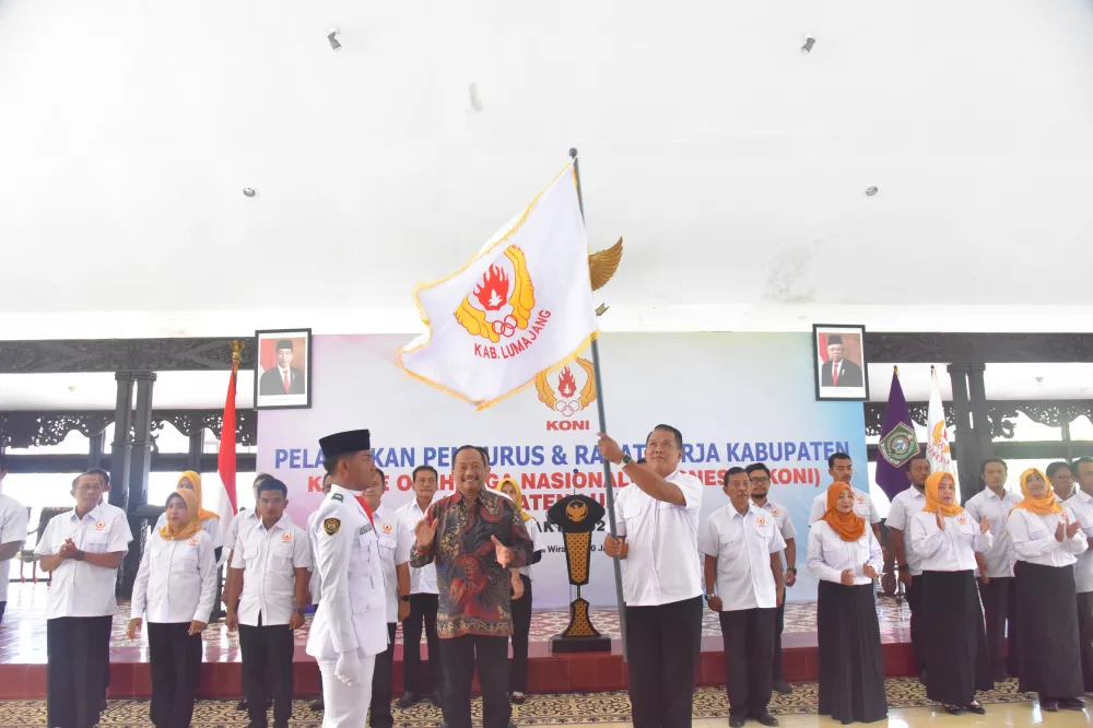 PELANTIKAN PENGURUS KONI LUMAJANG  PERIODE 2024-2028 OLEH KETUA KONI PROV. JATIM