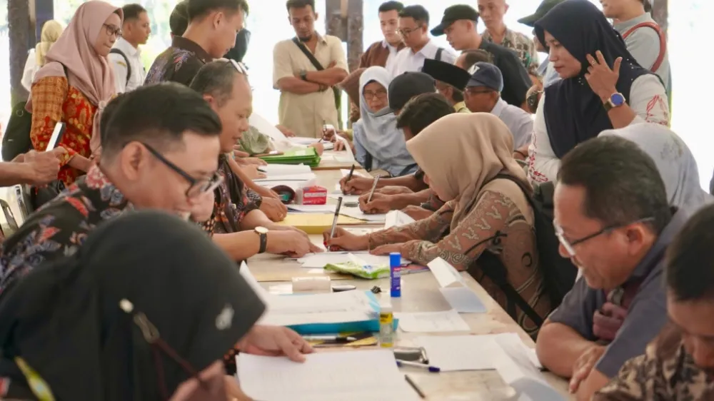 163 Koperasi Merah Putih Resmi Dibentuk di Lumajang, Pemerintah Dorong Kemandirian Ekonomi Desa